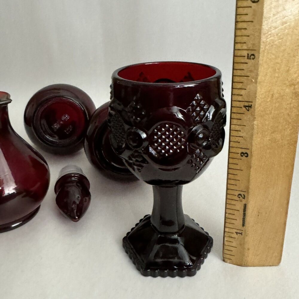 LOT Avon Cruets‎ Ruby Red Glass Shot Goblet Decanter Stopper - Picture 9 of 11